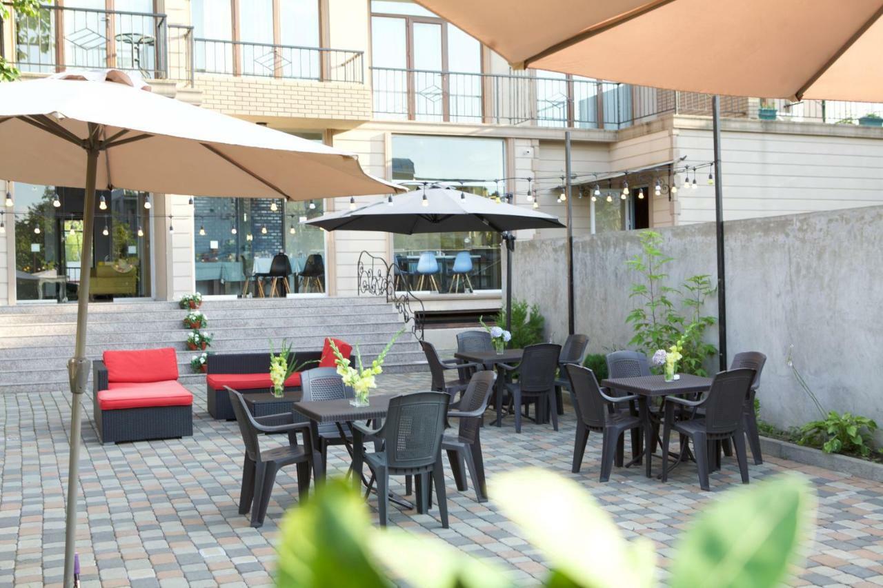 Terassa Hotel Kobuleti Exteriör bild